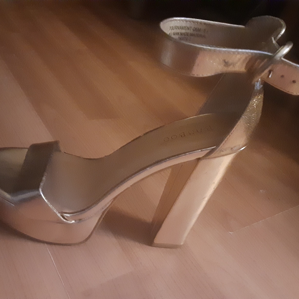 Heels - Picture 2 of 2